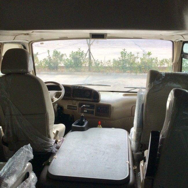 اتوبوس زیر لیوانی حمل و نقل دیزلی 7 متری 25 سرنشین با آلایندگی یورو 4 و تعلیق فنر برگ